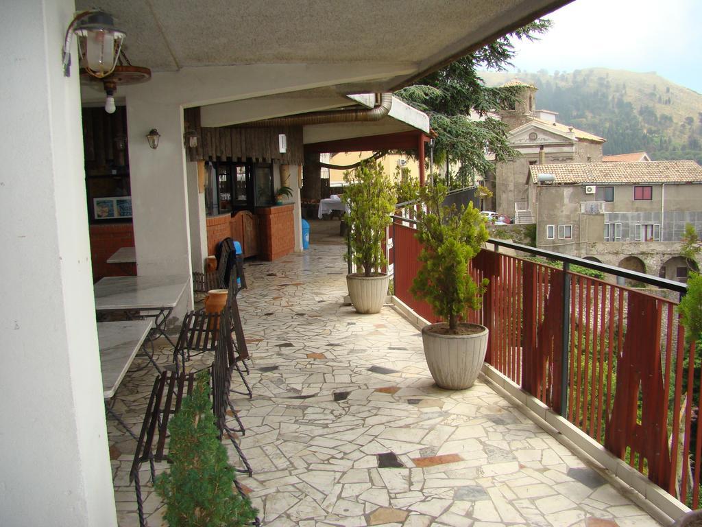 Hotel Residence Due Mari Marcellinara 外观 照片